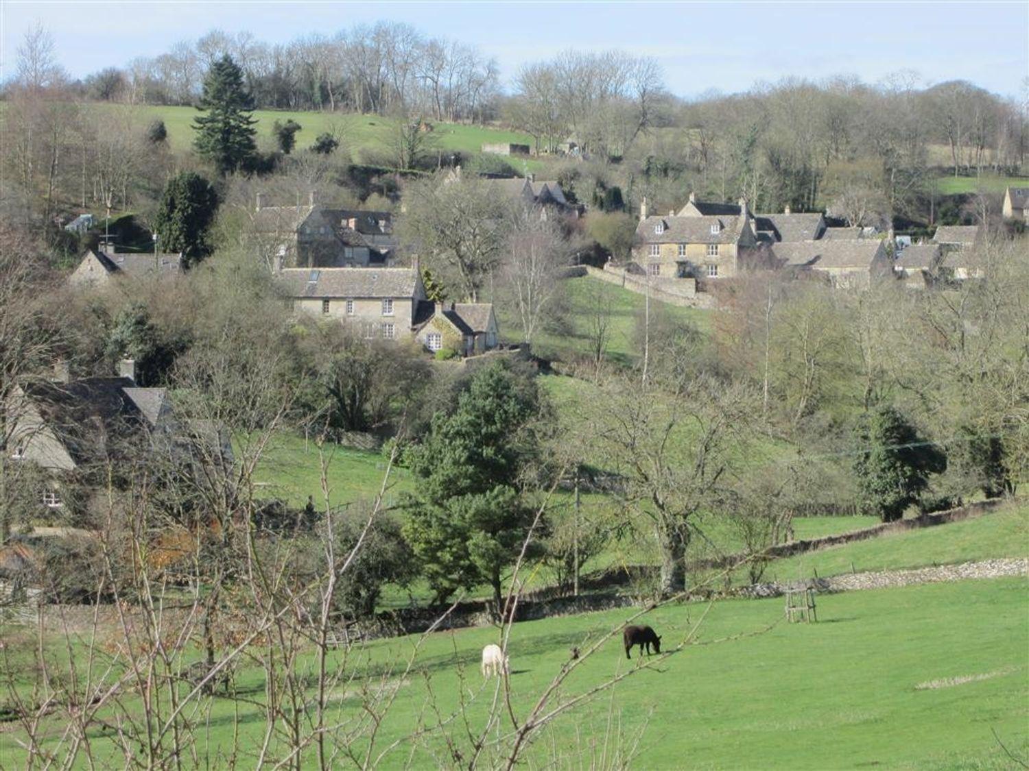 Green Valley, Cotswold Stay With Hamper เชลเทนแฮม ภายนอก รูปภาพ