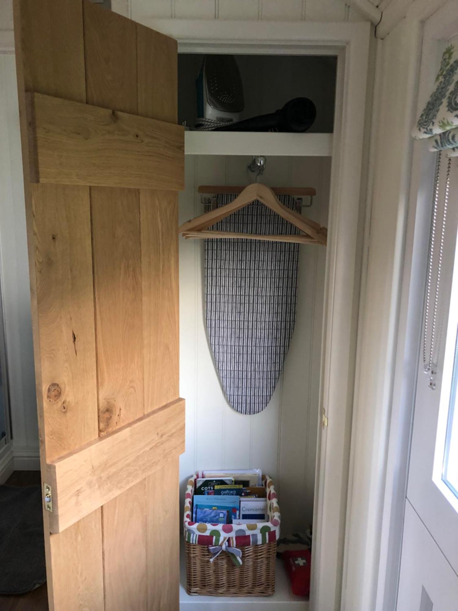 Green Valley, Cotswold Stay With Hamper เชลเทนแฮม ภายนอก รูปภาพ